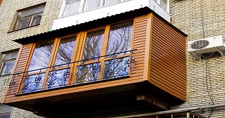 Внешняя отделка балкона Реутов цена от 1047 руб. м/2.