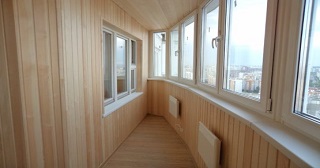 Отделка, остекление, утепление балконов в Реутове от 210 руб. м/2.